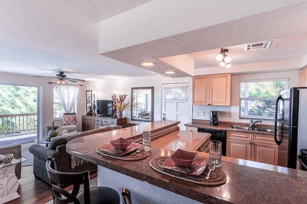 Your Tranquil Escape Is Found Directly On The Beach At The Serenity Beach Condo. Siesta Key Zewnętrze zdjęcie