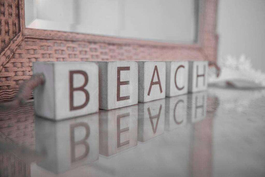 Your Tranquil Escape Is Found Directly On The Beach At The Serenity Beach Condo. Siesta Key Zewnętrze zdjęcie